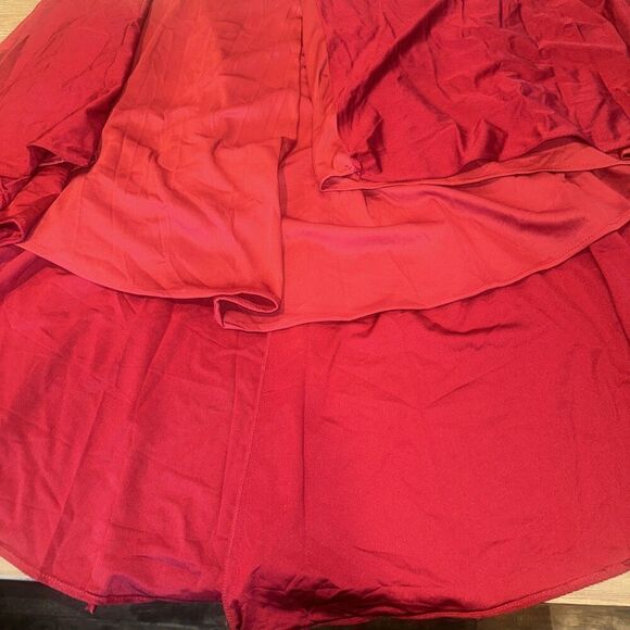 La Femme Red Strappy High Neck Slit Formal Gown Size 00. NWOT. D - Picture 9 of 13